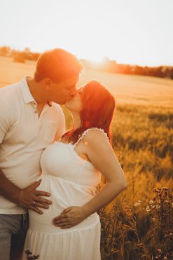 Babybauchshooting Schwangerschaft Fotografie Fotostudio Suhl Zella-Mehlis Erfurt Ilmenau Arnstadt Gera Hildburghausen Natur Sonnenuntergang
