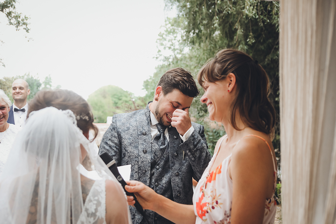 Freie Trauung Wasserburg Markvippach Schloßvippach Brautshooting Hochzeit Hochzeitsfotograf Hochzeit Fotografie Erfurt Portrait Thüringen Sachsen Bayern Meiningen Suhl Weimar Jena Coburg