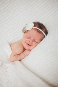 Newbornshooting Baby Fotografie Neugeborenen Bilder Erfurt Fotostudio Zella-Mehlis Suhl Bad Berka Nordhausen Saalfeld Sömmerda Jena Gotha Steinbach Hallenberg Oberhof Ilmenau Arnstadt Coburg Eisfeld Weimar Sonneberg