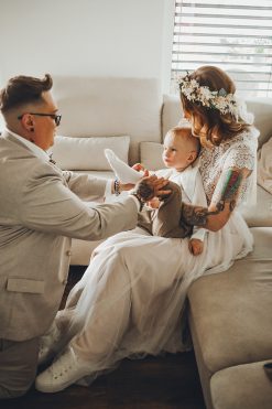 Hochzeit auf der Wasserburg Thüringen Burg Fotografie Hochzeitsfotografie Fotografin Portrait Brautpaarshooting Getting Ready